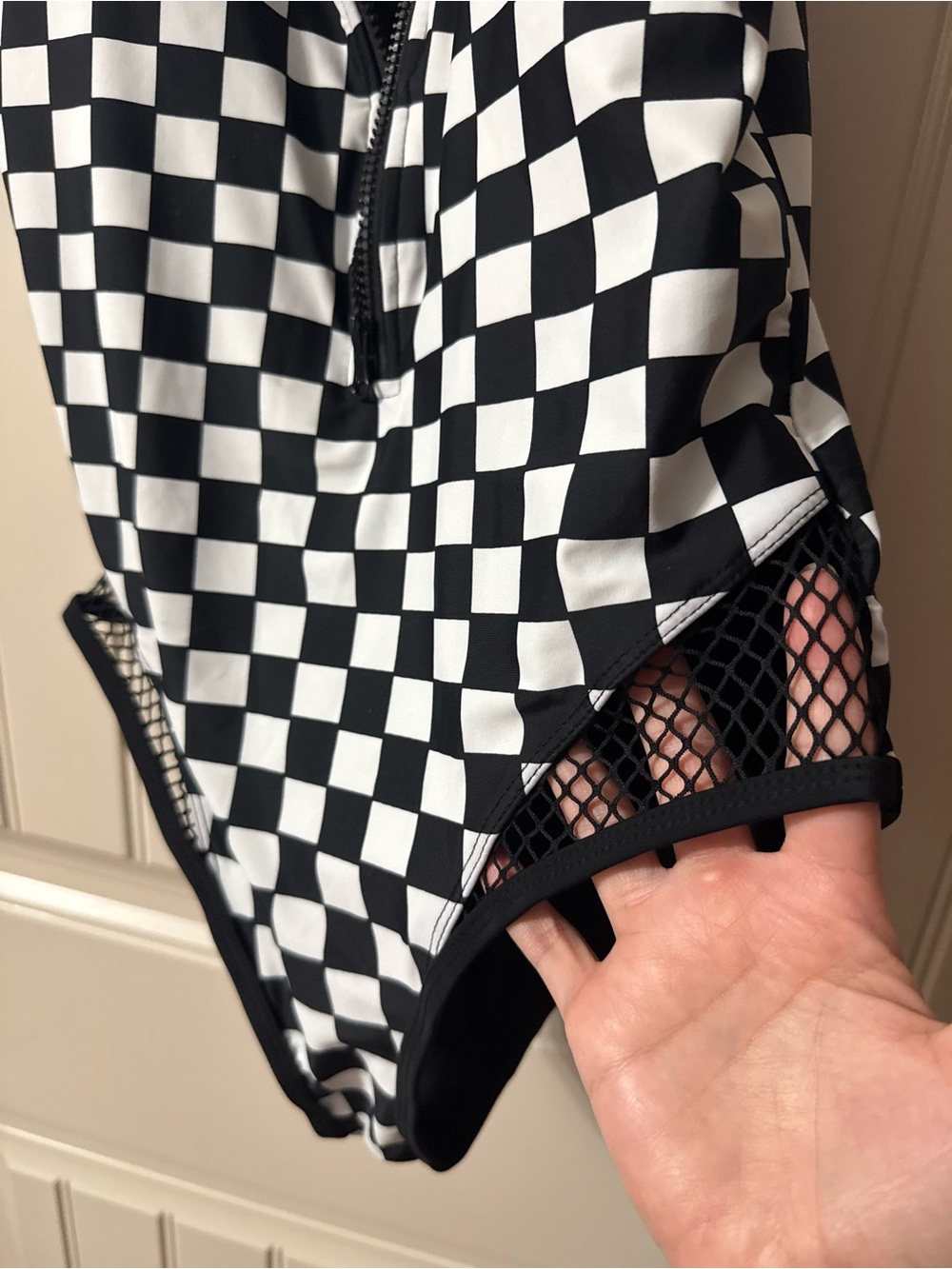 HOT TOPIC 🖤 Black, White Checkered Zip-Front One-Piece Swimsuit (Women’s Medium) - Picture 6 of 13